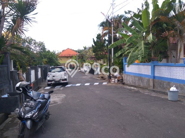 HOT DEAL! Rumah Berkualitas area Nusa Dua, Badung, LT 250m² LB 170m² HOT DEAL! Rumah Berkualitas area Nusa Dua, Badung, LT 250m² LB 170m²