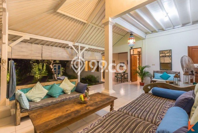 Rumah Luxury Modern Tanpa Renovasi di Seminyak Badung Rumah Luxury Modern Tanpa Renovasi di Seminyak Badung