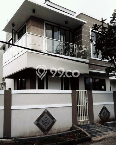Ready to Use! Premium House LT 198m2 Desain Elegan di Serpong Villa Melati Mas Ready to Use! Premium House LT 198m2 Desain Elegan di Serpong Villa Melati Mas