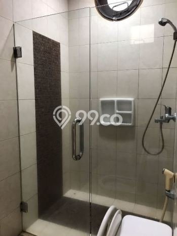 Disewakan! Rumah 4 Kamar Tidur &
4 Kamar Mandi di Kemang, Jakarta Selatan Disewakan! Rumah 4 Kamar Tidur &
4 Kamar Mandi di Kemang, Jakarta Selatan