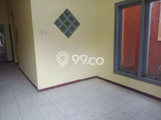 Rumah di Griya Shanta, Malang, LT 126m² Bangunan 150m² - JUAL CEPAT! Rumah di Griya Shanta, Malang, LT 126m² Bangunan 150m² - JUAL CEPAT!