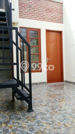 Ready to Use! Premium House LT 198m2 Desain Modern di Bintaro Ready to Use! Premium House LT 198m2 Desain Modern di Bintaro