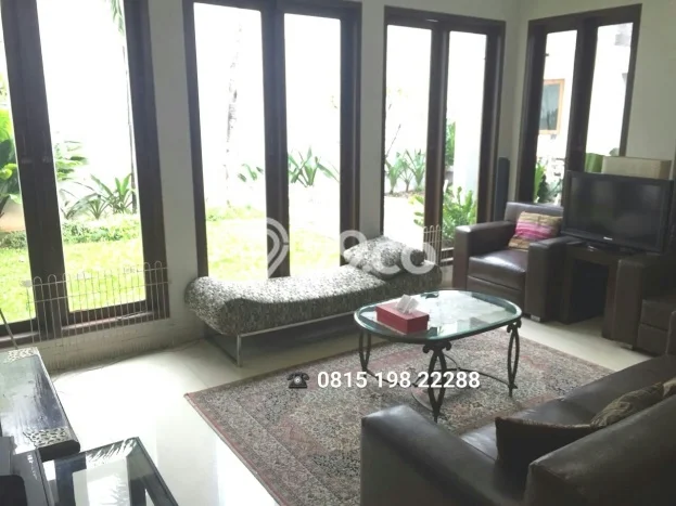 Rumah Elit Modern Siap Huni di Bintaro Jakarta Selatan Rumah Elit Modern Siap Huni di Bintaro Jakarta Selatan