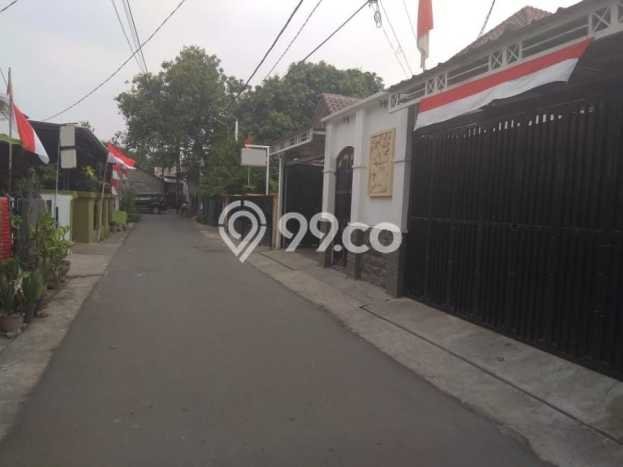 Rumah Cantik SIAP HUNI Luas Tanah 275 M di Komplek Bank di Jatimakmur, Bekasi Rumah Cantik SIAP HUNI Luas Tanah 275 M di Komplek Bank di Jatimakmur, Bekasi