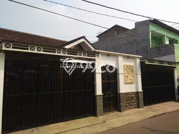 Rumah Cantik SIAP HUNI Luas Tanah 275 M di Komplek Bank di Jatimakmur, Bekasi Rumah Cantik SIAP HUNI Luas Tanah 275 M di Komplek Bank di Jatimakmur, Bekasi