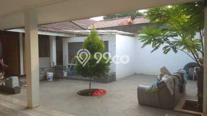 Rumah Cantik SIAP HUNI Luas Tanah 275 M di Komplek Bank di Jatimakmur, Bekasi Rumah Cantik SIAP HUNI Luas Tanah 275 M di Komplek Bank di Jatimakmur, Bekasi