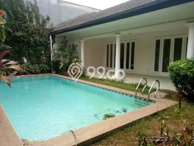 Disewakan! Rumah 4 Kamar Tidur &
3 Kamar Mandi di Cipete, Jakarta Selatan Disewakan! Rumah 4 Kamar Tidur &
3 Kamar Mandi di Cipete, Jakarta Selatan