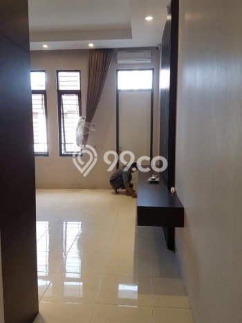 Rumah Luxury Modern Tanpa Renovasi di Sunrise Garden Jakarta Barat Rumah Luxury Modern Tanpa Renovasi di Sunrise Garden Jakarta Barat
