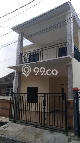 Rumah Luas Asri 4 KT Siap Huni di Serpong Villa Melati Mas Tangerang Selatan Rumah Luas Asri 4 KT Siap Huni di Serpong Villa Melati Mas Tangerang Selatan