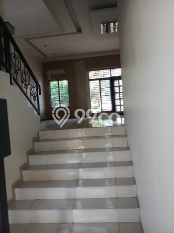 Rumah Mewah LB 250m2 Siap Huni Desain Elegan di Pantai Indah Kapuk, Jakarta Utara Rumah Mewah LB 250m2 Siap Huni Desain Elegan di Pantai Indah Kapuk, Jakarta Utara