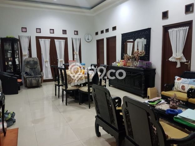 Dijual Rumah Mewah Elegan Dengan View Eksklusif di Bintaro, Jakarta Selatan Dijual Rumah Mewah Elegan Dengan View Eksklusif di Bintaro, Jakarta Selatan