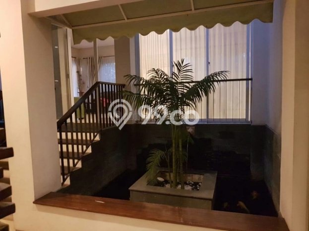 Rumah Luxury Modern Tanpa Renovasi di BSD Delatinos Tangerang Rumah Luxury Modern Tanpa Renovasi di BSD Delatinos Tangerang
