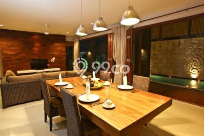 Dijual Rumah Luas Elegan Dengan View Cantik di Seminyak, Badung Dijual Rumah Luas Elegan Dengan View Cantik di Seminyak, Badung