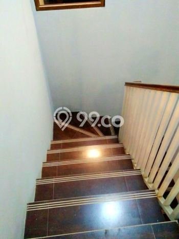 Rumah Mewah Siap Huni LT 180m2 di Duren Sawit, Jakarta Timur Rumah Mewah Siap Huni LT 180m2 di Duren Sawit, Jakarta Timur