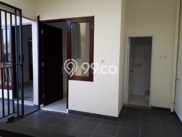 Dijual Rumah Strategis Bagus Punya 4 KT di Pamulang Tangerang Selatan SHM Dijual Rumah Strategis Bagus Punya 4 KT di Pamulang Tangerang Selatan SHM