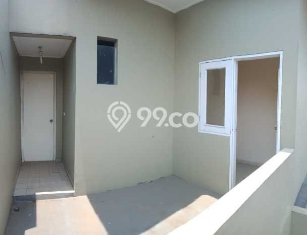 Rumah Mewah dengan Luas Tanah 200m² di Kawasan Elite Alam Sutera, Tangerang Rumah Mewah dengan Luas Tanah 200m² di Kawasan Elite Alam Sutera, Tangerang