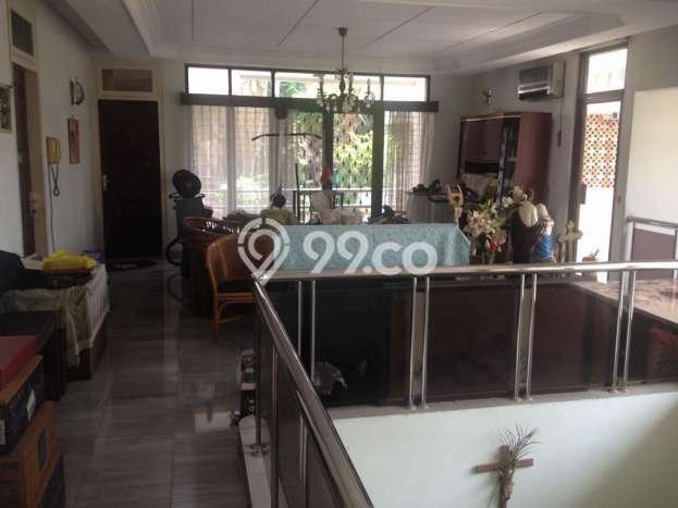 Rumah Elit LB 350m2 Siap Pakai Desain Elegan di Tomang, Jakarta Barat Rumah Elit LB 350m2 Siap Pakai Desain Elegan di Tomang, Jakarta Barat