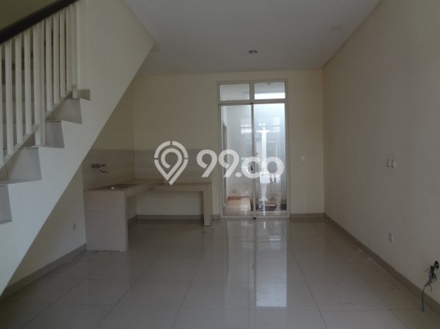 Disewakan! Rumah 2 Kamar Tidur &
2 Kamar Mandi di Green Lake City, Jakarta Barat Disewakan! Rumah 2 Kamar Tidur &
2 Kamar Mandi di Green Lake City, Jakarta Barat