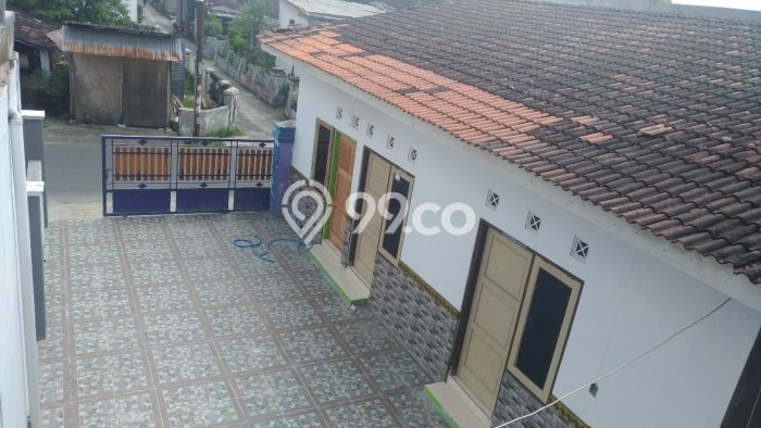 Rumah Modern Cantik 8 KT Siap Huni di Banyuanyar Rumah Modern Cantik 8 KT Siap Huni di Banyuanyar