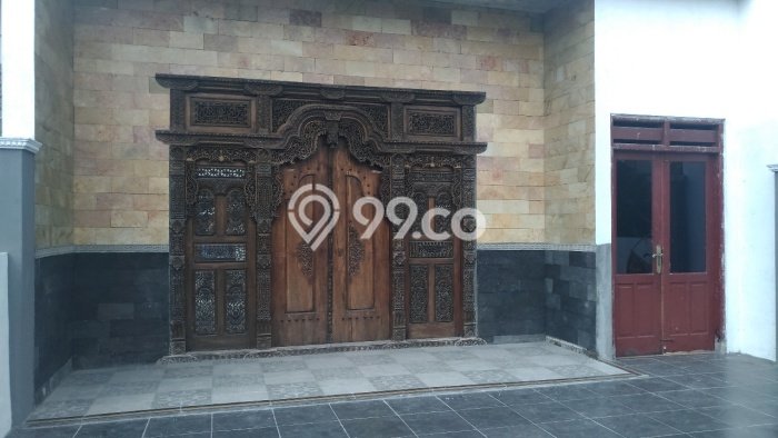 Rumah Modern Cantik 8 KT Siap Huni di Banyuanyar Rumah Modern Cantik 8 KT Siap Huni di Banyuanyar