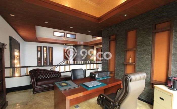 Rumah Mewah Berkualitas di Pondok Indah. Worth it Rumah Mewah Berkualitas di Pondok Indah. Worth it