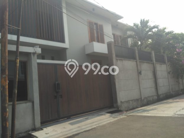 Ready to Use! Luxury House LT 500m2 Desain Modern di Kemang Ready to Use! Luxury House LT 500m2 Desain Modern di Kemang