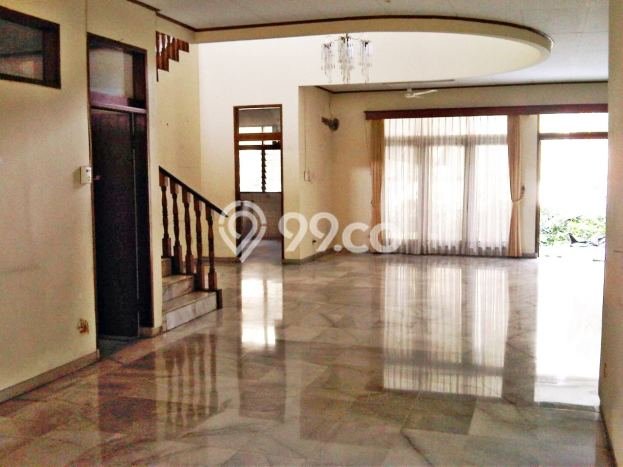 Ready to Use! Luxury House LT 418m2 Desain Modern di Cipete Ready to Use! Luxury House LT 418m2 Desain Modern di Cipete