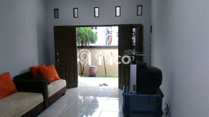 Rumah Luas Asri 3 KT Siap Huni di Kukusan Depok Rumah Luas Asri 3 KT Siap Huni di Kukusan Depok