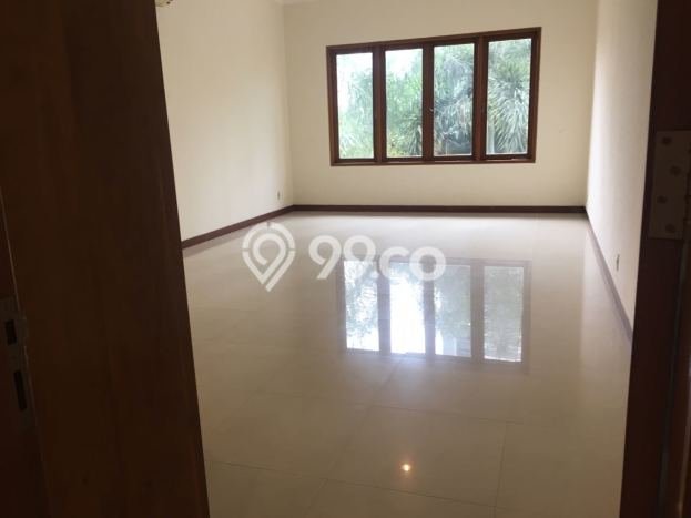 Jual Rumah Luas Megah Dengan View Cantik di Kemang, Jakarta Selatan Jual Rumah Luas Megah Dengan View Cantik di Kemang, Jakarta Selatan