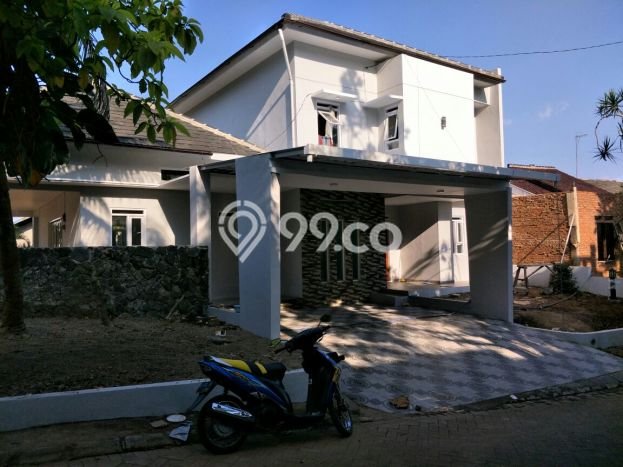 Best Deal Hunian Mewah Ideal dan Luas di Mandalajati, Bandung Best Deal Hunian Mewah Ideal dan Luas di Mandalajati, Bandung