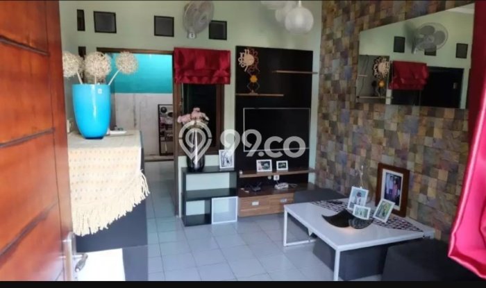 For Sale Rumah 2 Kamar Lokasi Ideal Nyaman dan Strategis di Cipondoh For Sale Rumah 2 Kamar Lokasi Ideal Nyaman dan Strategis di Cipondoh