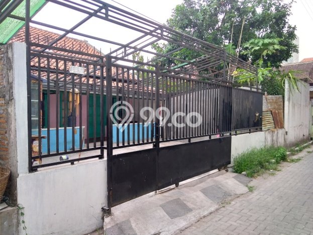 For Sale Rumah 2 Kamar Lokasi Ideal Nyaman dan Strategis di mojosongo For Sale Rumah 2 Kamar Lokasi Ideal Nyaman dan Strategis di mojosongo