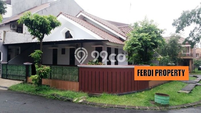 For Sale Hunian Rumah Terawat 3 Kamar di Cibubur, Jakarta Timur For Sale Hunian Rumah Terawat 3 Kamar di Cibubur, Jakarta Timur
