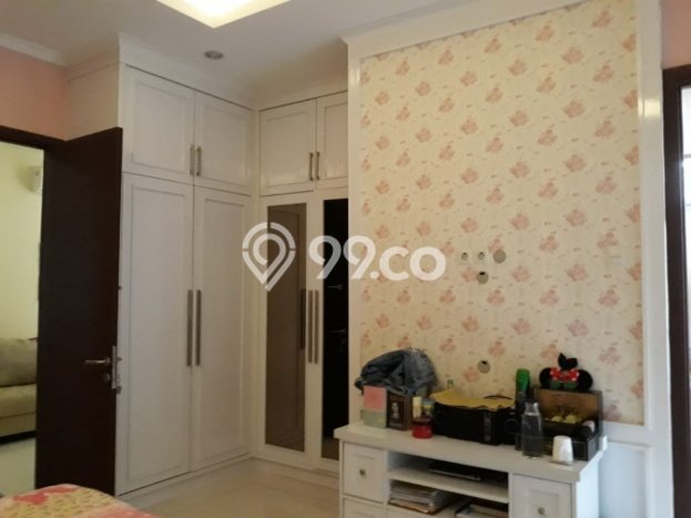 For Sale Hunian Rumah Nyaman 3 KT di Bintaro, Tangerang Selatan For Sale Hunian Rumah Nyaman 3 KT di Bintaro, Tangerang Selatan