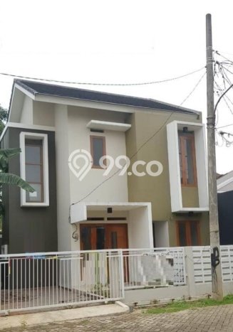 DIJUAL CEPAT! Rumah Asri di Bintaro, Tangerang Selatan, Luas 110m² Bangunan 130m² Bisa Nego! DIJUAL CEPAT! Rumah Asri di Bintaro, Tangerang Selatan, Luas 110m² Bangunan 130m² Bisa Nego!
