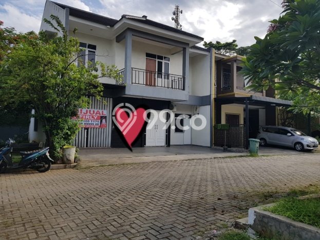 Hunian Nyaman Asri 4 KT Siap Huni di Bintaro Tangerang Selatan Hunian Nyaman Asri 4 KT Siap Huni di Bintaro Tangerang Selatan