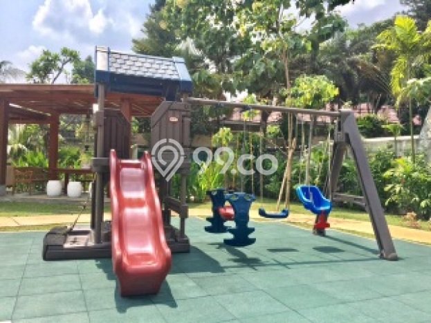 Sewa Rumah Strategis LT 200m2 / LB 250m2 di Cipete, Jakarta Selatan Sewa Rumah Strategis LT 200m2 / LB 250m2 di Cipete, Jakarta Selatan