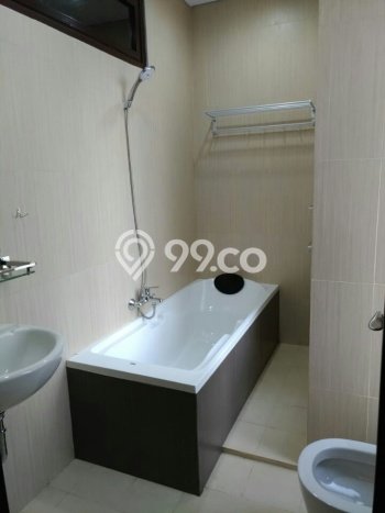 Rumah di Lippo Cikarang, 3 KM, Area Berkembang Rumah di Lippo Cikarang, 3 KM, Area Berkembang