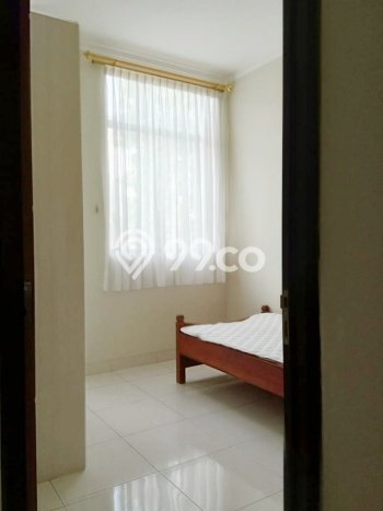 Rumah di Bintaro, 3 KM, Pemandangan Kota, LT 135m² Bangunan 143m² Rumah di Bintaro, 3 KM, Pemandangan Kota, LT 135m² Bangunan 143m²