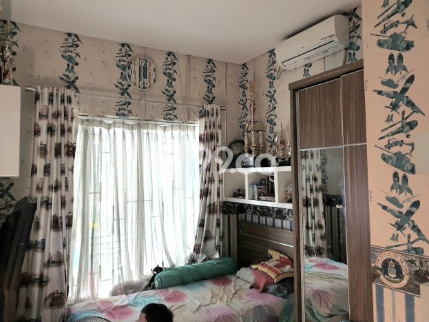 Rumah dengan Lokasi Strategis 3 KT di Bintaro, Tangerang Selatan Rumah dengan Lokasi Strategis 3 KT di Bintaro, Tangerang Selatan