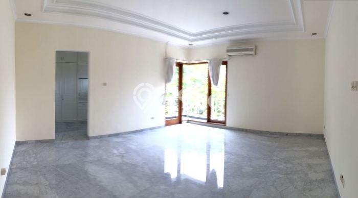 Disewakan! Rumah 4 Kamar Tidur &
4 Kamar Mandi di Pondok Indah, Jakarta Selatan Disewakan! Rumah 4 Kamar Tidur &
4 Kamar Mandi di Pondok Indah, Jakarta Selatan