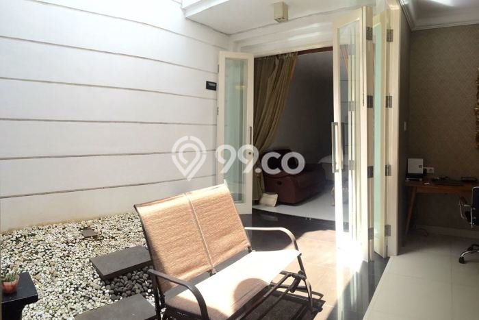 Dijual Rumah Luas Megah Dengan View Cantik di Bintaro, Tangerang Selatan Dijual Rumah Luas Megah Dengan View Cantik di Bintaro, Tangerang Selatan
