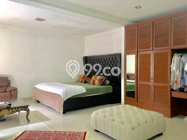 Dijual Rumah Luas Megah Dengan View Cantik di Bintaro, Tangerang Selatan Dijual Rumah Luas Megah Dengan View Cantik di Bintaro, Tangerang Selatan
