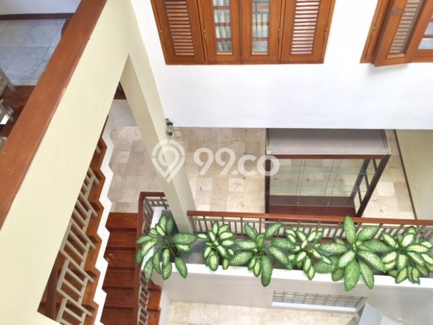 Rumah Kondisi Baik Disewakan di Cipete, Jakarta Selatan LT 200m2, LB 250m2 Rumah Kondisi Baik Disewakan di Cipete, Jakarta Selatan LT 200m2, LB 250m2
