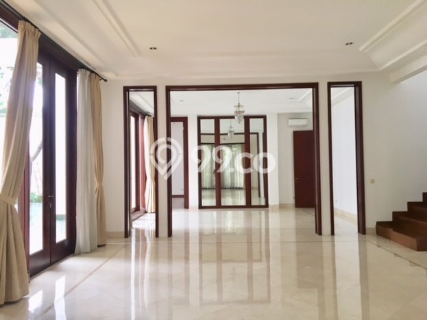 Disewakan! Rumah 5 Kamar Tidur &
4 Kamar Mandi di Cipete, Jakarta Selatan Disewakan! Rumah 5 Kamar Tidur &
4 Kamar Mandi di Cipete, Jakarta Selatan