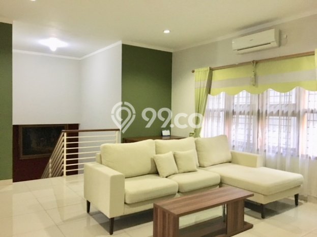 Rumah sewa siap huni 5 Kamar Tidur di Bintaro, Tangerang Selatan Rumah sewa siap huni 5 Kamar Tidur di Bintaro, Tangerang Selatan