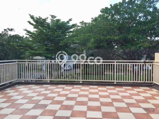Rumah sewa siap huni 5 Kamar Tidur di Bintaro, Tangerang Selatan Rumah sewa siap huni 5 Kamar Tidur di Bintaro, Tangerang Selatan