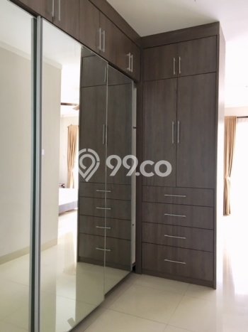 Hunian Elit LB 350m2 Siap Huni Desain Elegan di Bintaro, Tangerang Selatan Hunian Elit LB 350m2 Siap Huni Desain Elegan di Bintaro, Tangerang Selatan
