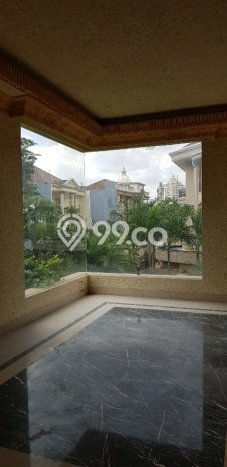 Rumah cantik klasik brand new kualitas super Lux kelapa gading Jakarta Utara Rumah cantik klasik brand new kualitas super Lux kelapa gading Jakarta Utara