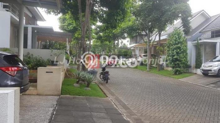 Rumah Luas Asri 4 KT Siap Huni di Bukit Sari Semarang Rumah Luas Asri 4 KT Siap Huni di Bukit Sari Semarang